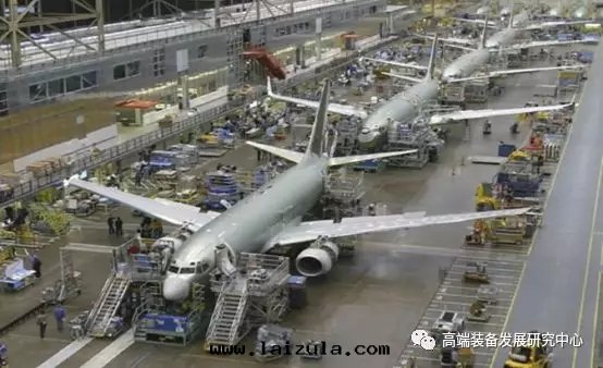 國(guó)外(wài)脈動(dòng)裝(zhuāng)配生(shēng)産線(xiàn)的(de)應(yìng)用(yòng)與(yǔ)发展(zhǎn)