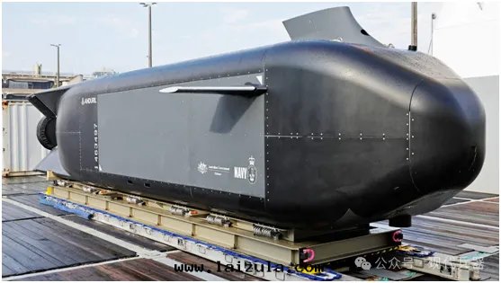 澳大(dà)利亚推出(chū)“幽靈鲨”無人(rén)潜航器